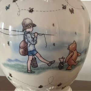 Disney Classic Winnie The Pooh “The Honey Pot” Vase Lenox Fine Ivory Porcelain